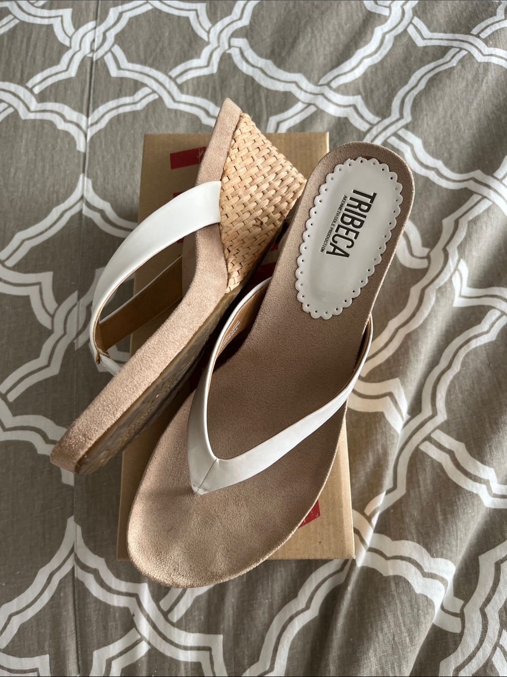 Tribeca by Kenneth Cole White Thong Wedge Sandals
